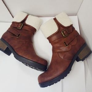 WHITE MOUNTAIN 'Bandwagon' Women's Bootie